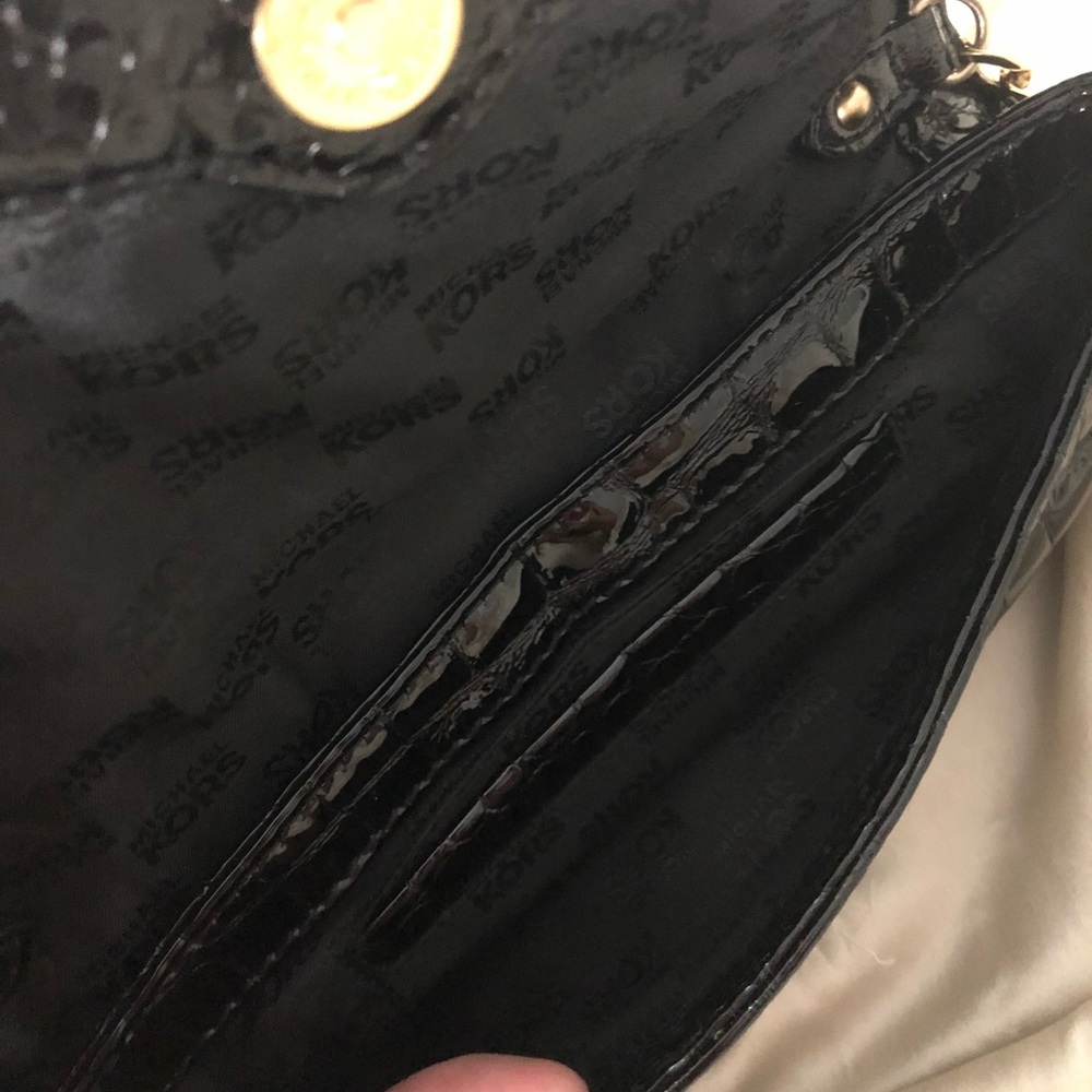 Michael Kors Black Patent & Gold clutch - Picture 6 of 8